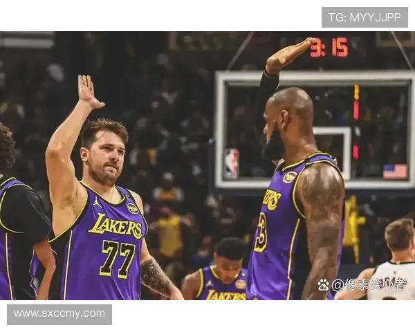 NBA今日焦点：詹姆斯带领湖人逆转勇士，东契奇大三元助力独行侠取胜