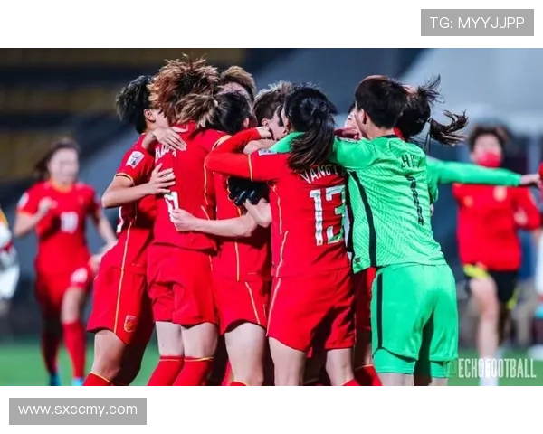 国足再创佳绩全队团结奋战展现新时代中国足球拼搏精神