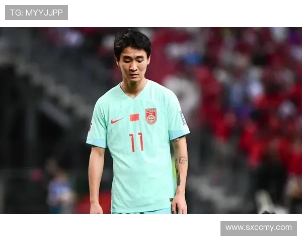 国足鏖战九十分钟逆转取胜年轻球员闪耀赛场点燃全国激情 国足鏖战九十分钟逆转取胜年轻球员闪耀赛场点燃全国激情