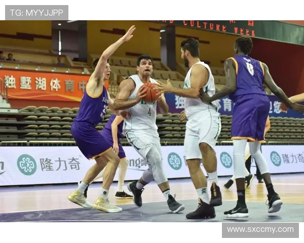 梅西转会后首次亮相国际赛场 复出首战精彩表现助力阿根廷夺胜 梅西转会后首次亮相国际赛场 复出首战精彩表现助力阿根廷夺胜